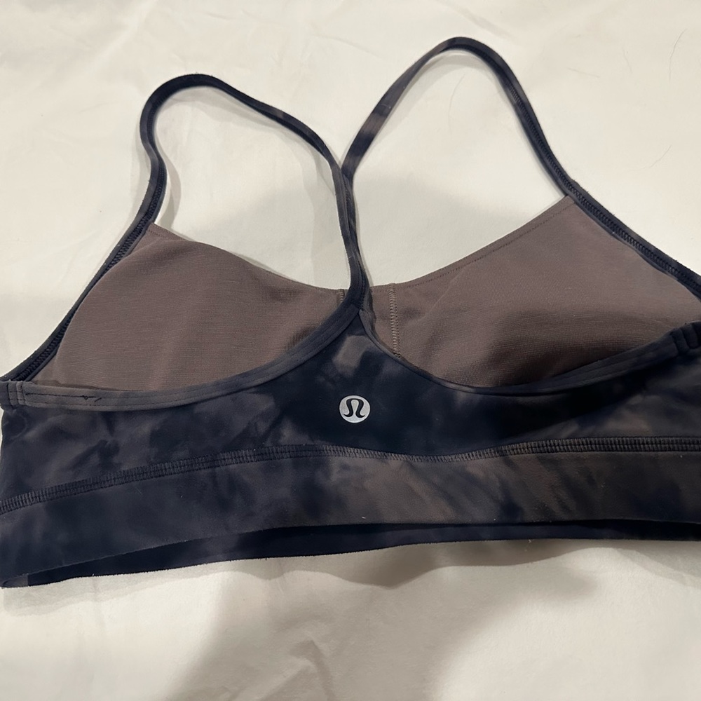 Lululemon Flow Y Sports Bra
